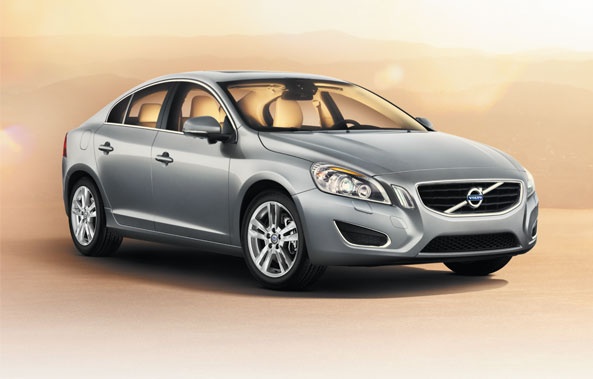 NOUVEAU VOLVO S60 - D5 SUMMUM