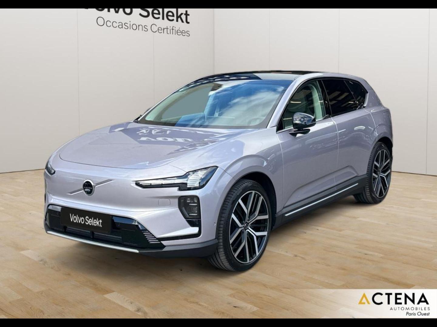 VOLVO EX60
